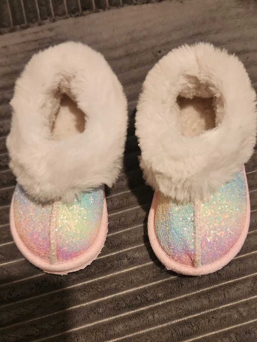 wonder nation Pastel Rainbow Glitter Slippers with Pink Trim